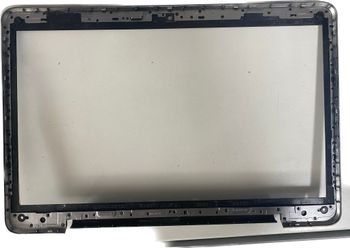 Toshıba Satellite A500-1DN Lcd Cover Kapak ve  Lcd Bezel (Çerceve} 2. el